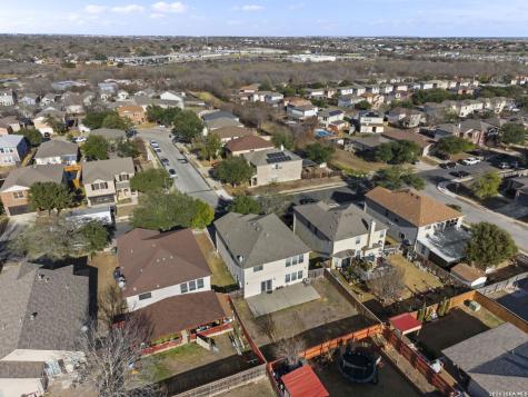 7611 Cedar Farm San Antonio TX 78239