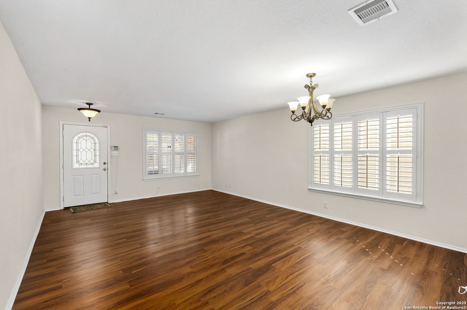 7611 Cedar Farm San Antonio TX 78239