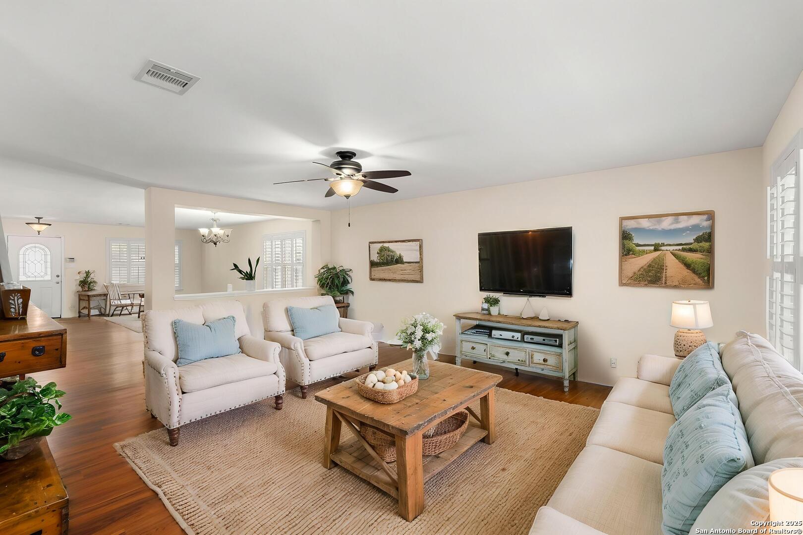 7611 Cedar Farm San Antonio TX 78239