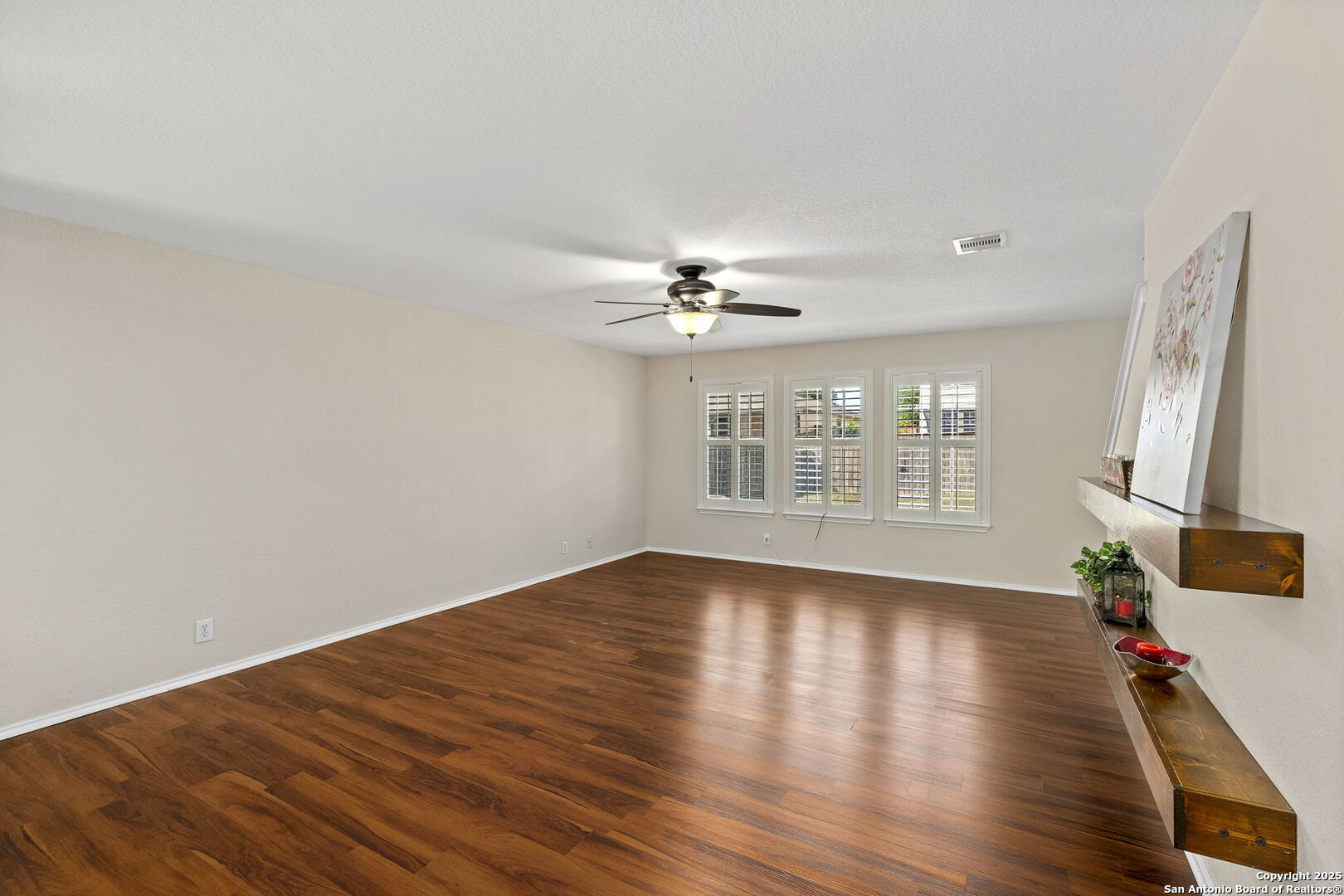7611 Cedar Farm San Antonio TX 78239