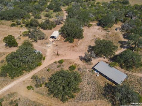 0 Fm 2200 Devine TX 78016