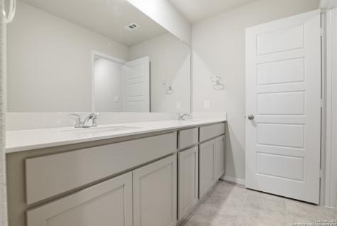 2322 Croaker San Antonio TX 78253