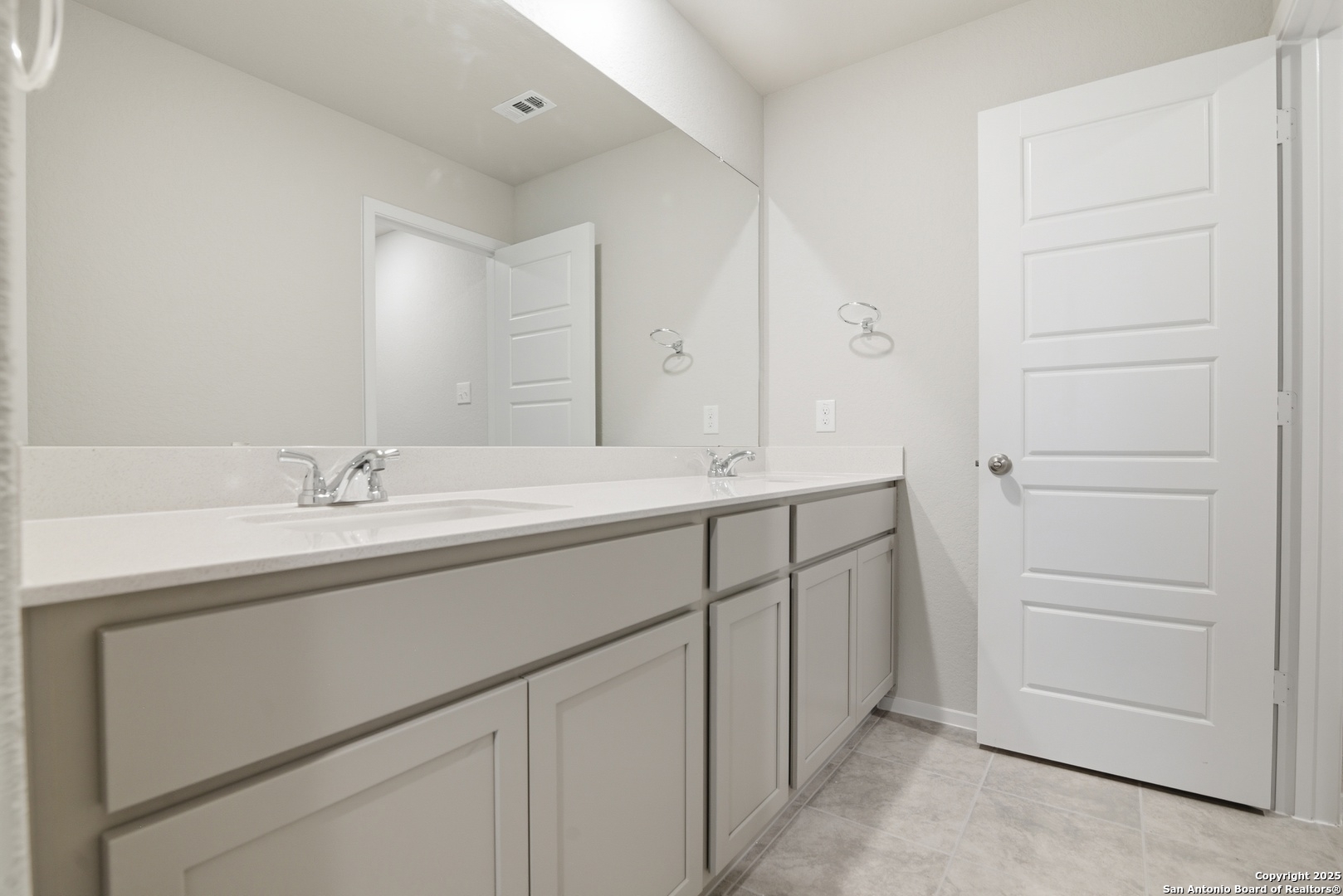 2322 Croaker San Antonio TX 78253