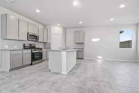 2322 Croaker San Antonio TX 78253