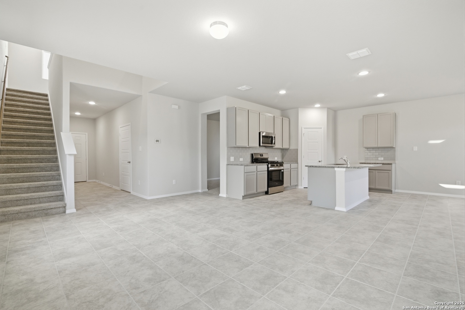 2322 Croaker San Antonio TX 78253