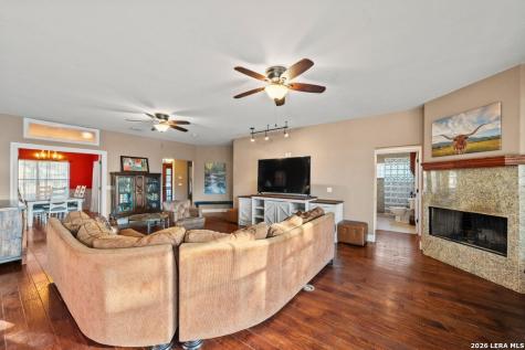 852 Crossbow Canyon Lake TX 78133