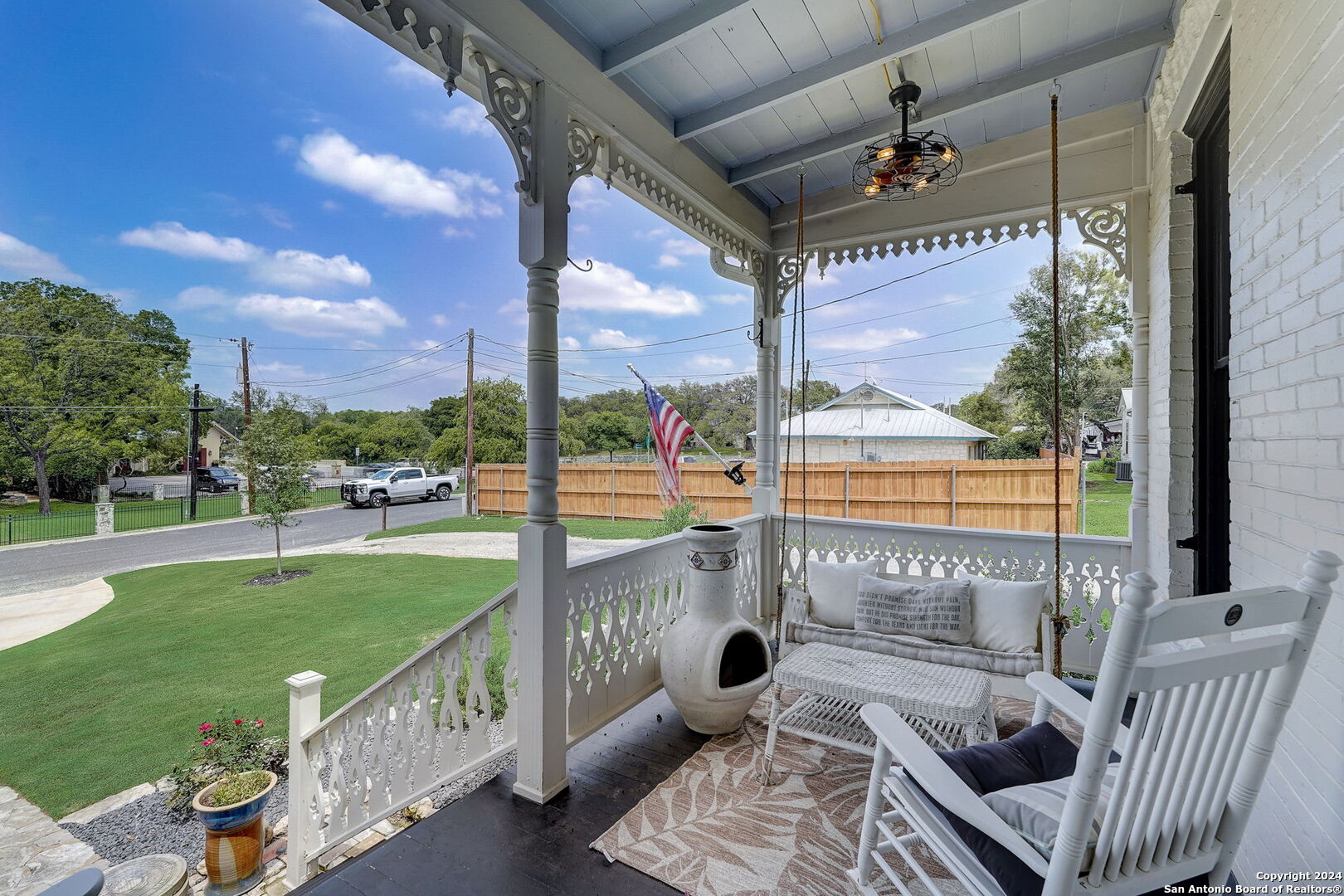 109 W Evergreen Street Boerne TX 78006
