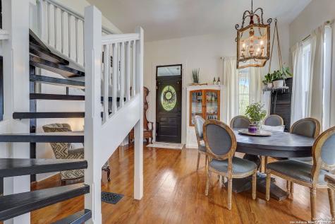 109 W Evergreen Street Boerne TX 78006
