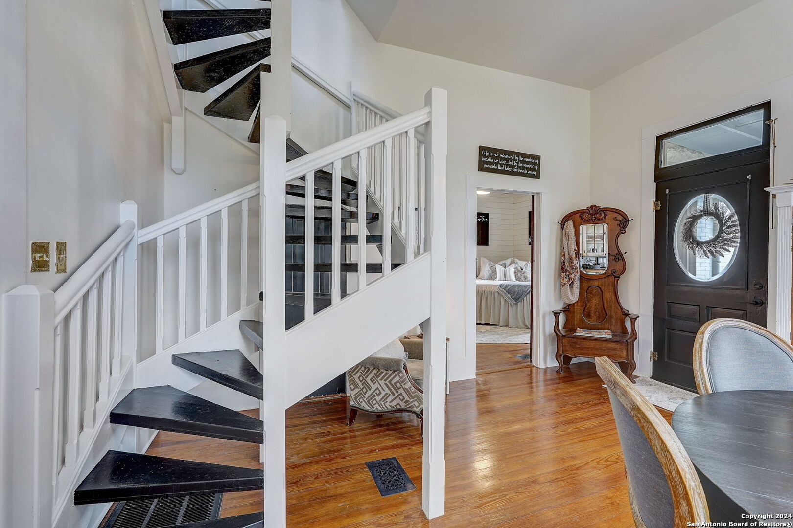 109 W Evergreen Street Boerne TX 78006