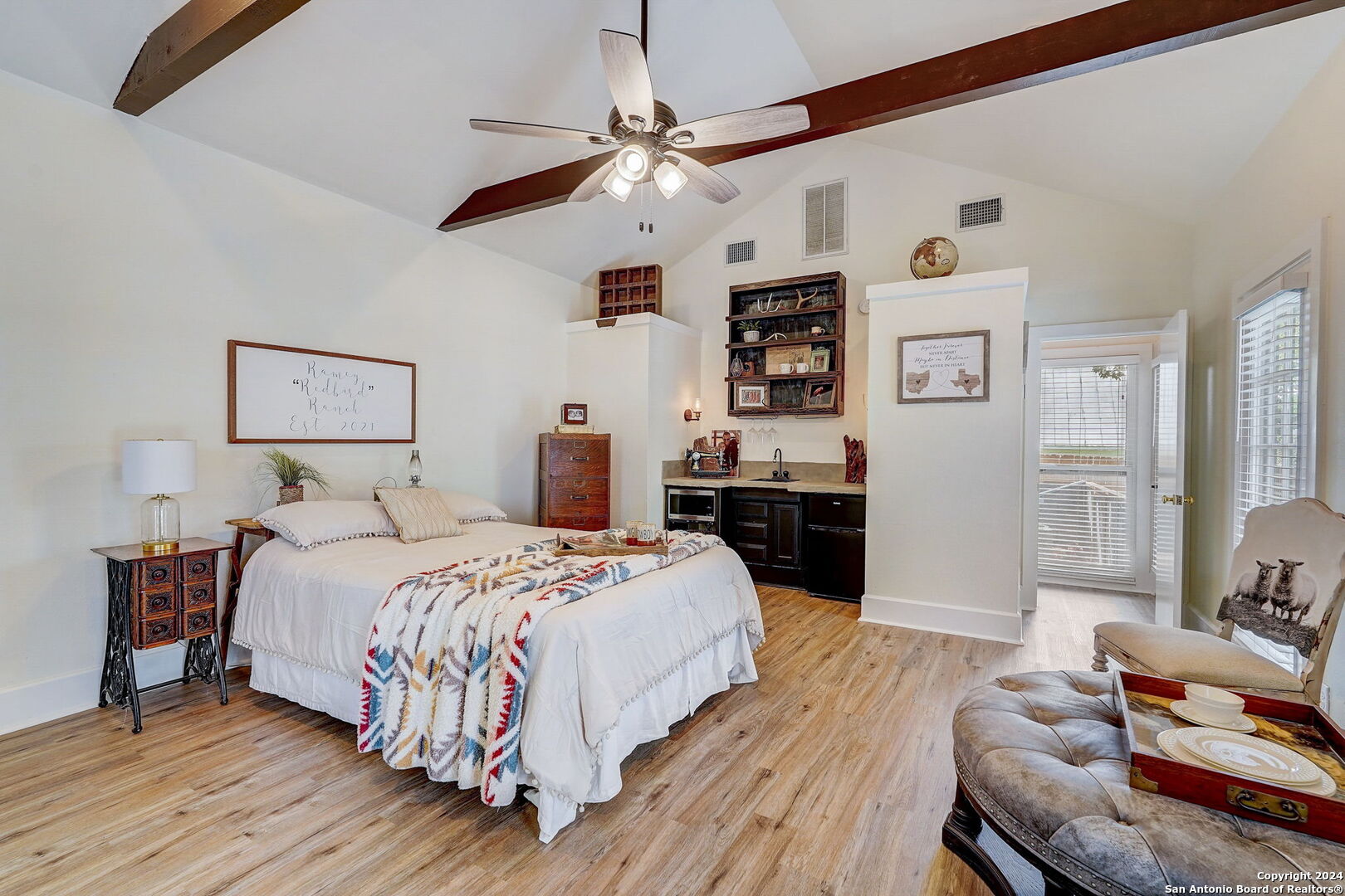 109 W Evergreen Street Boerne TX 78006