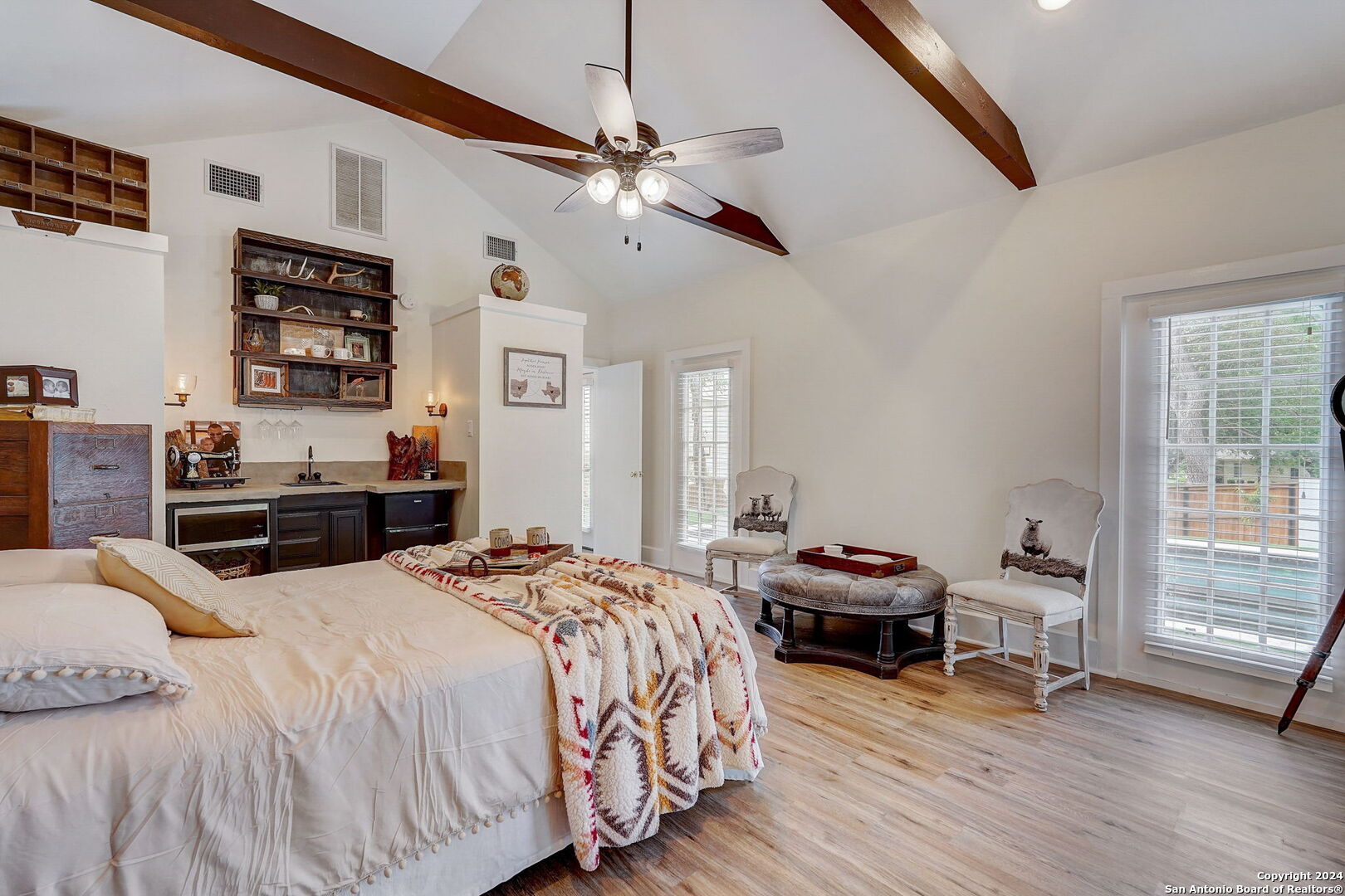 109 W Evergreen Street Boerne TX 78006