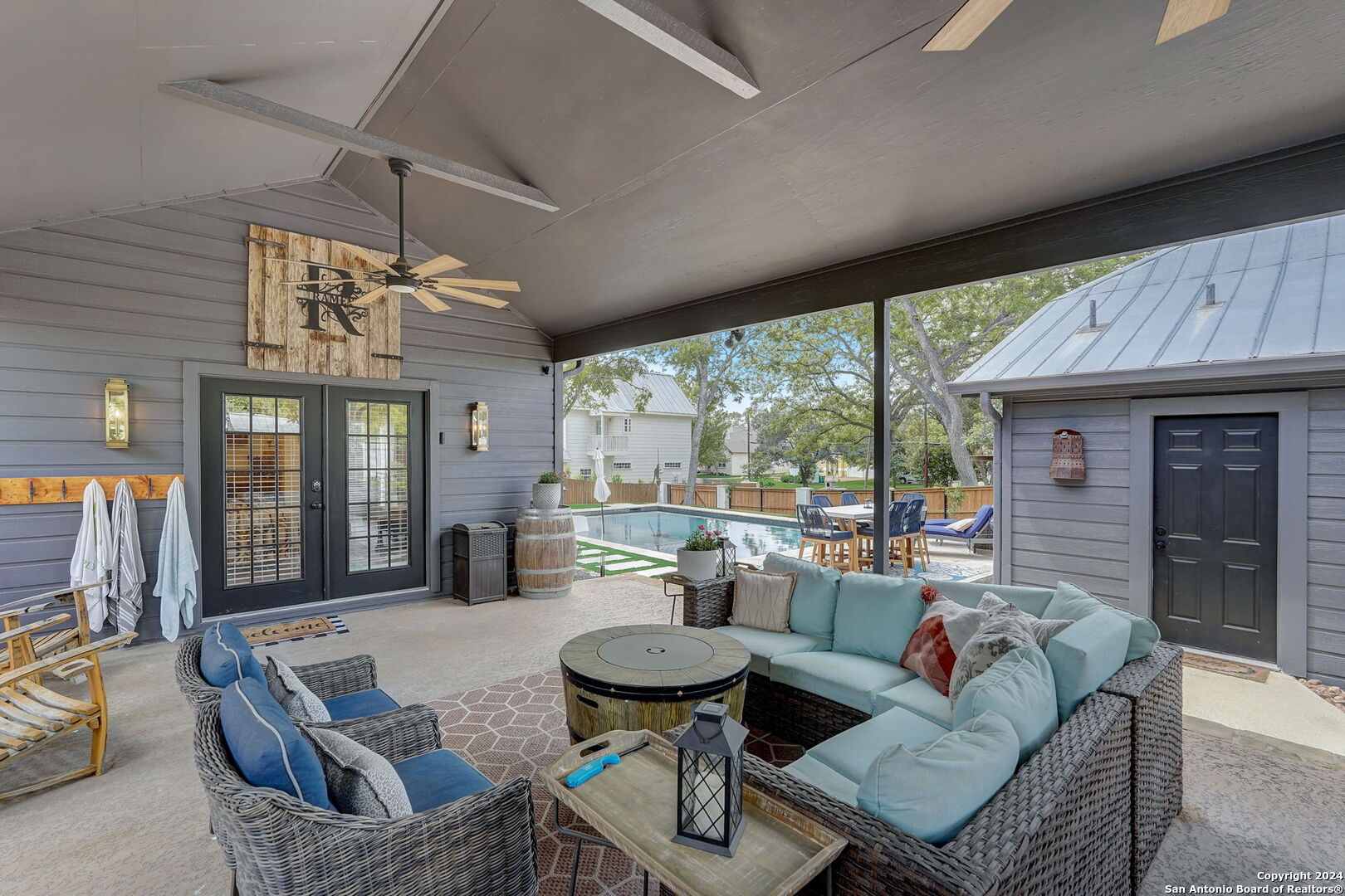 109 W Evergreen Street Boerne TX 78006