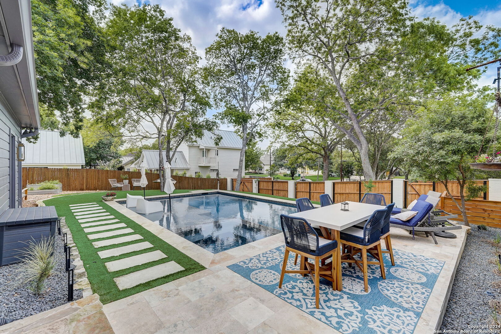 109 W Evergreen Street Boerne TX 78006