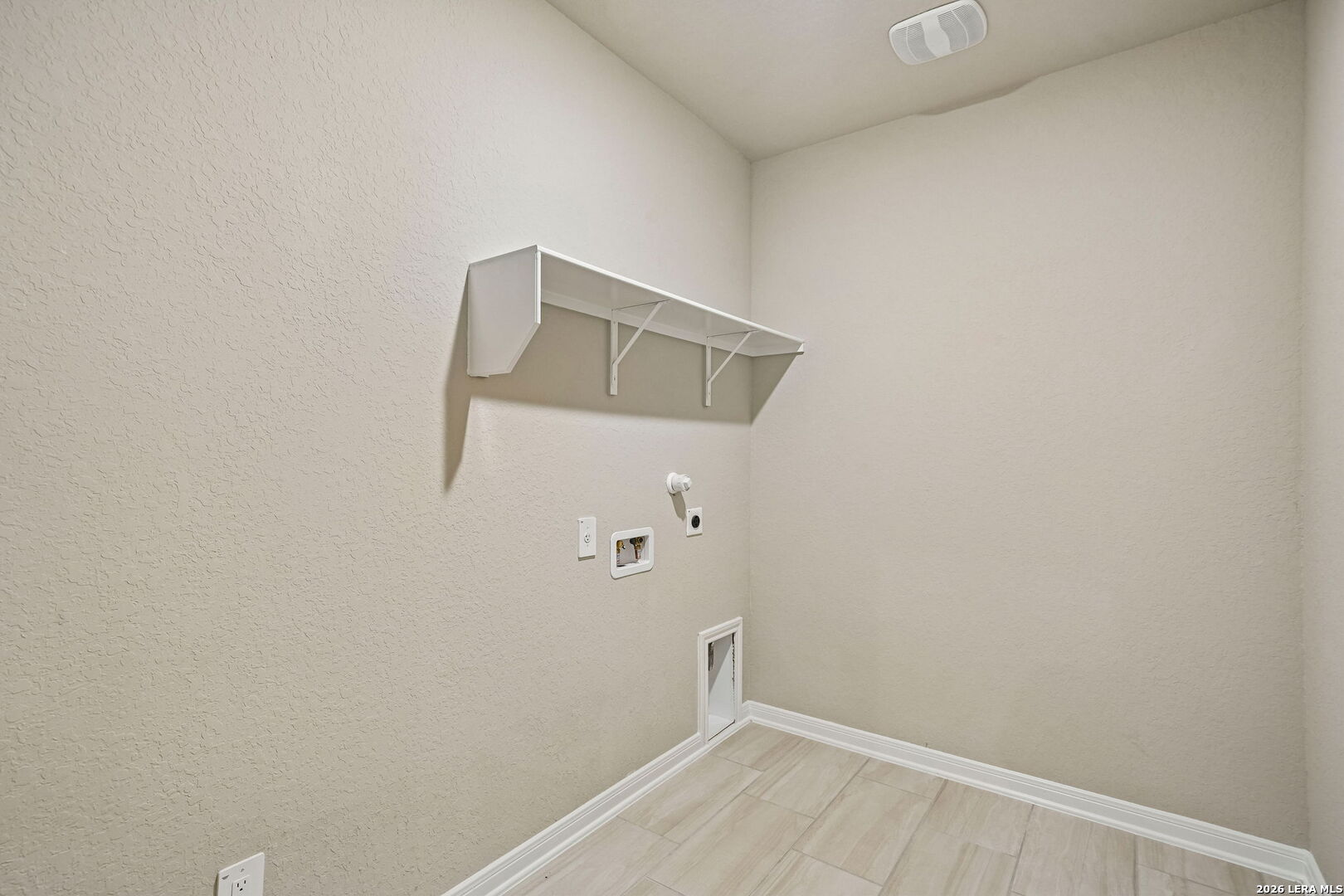 208 Barton Point Cibolo TX 78108