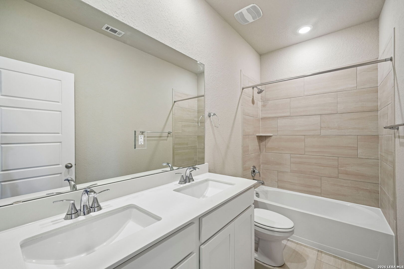 208 Barton Point Cibolo TX 78108