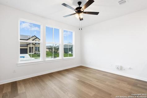 127 Trifle Trail New Braunfels TX 78130