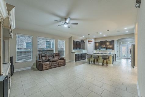 12119 Coxs Alley San Antonio TX 78254