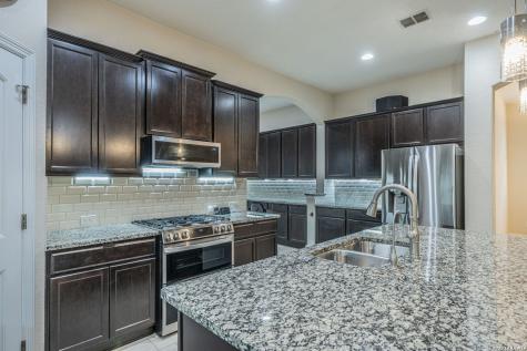 12119 Coxs Alley San Antonio TX 78254