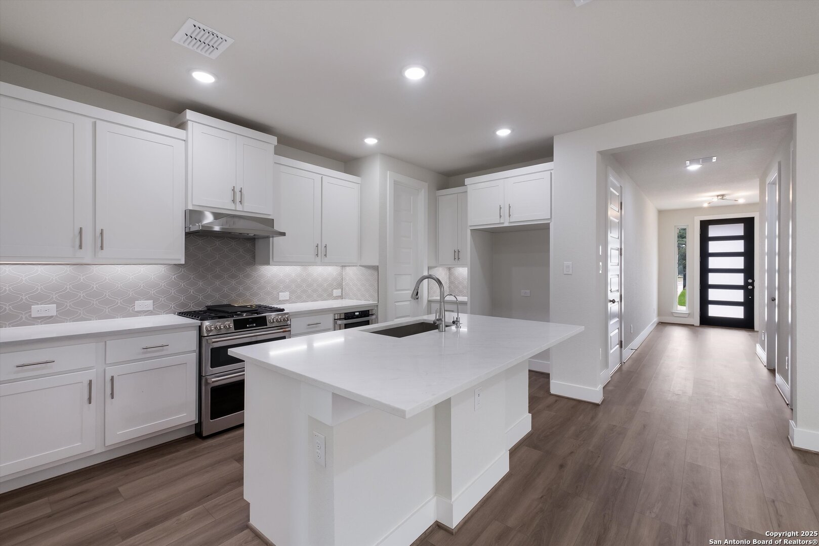 18402 Rhone River San Antonio TX 78256