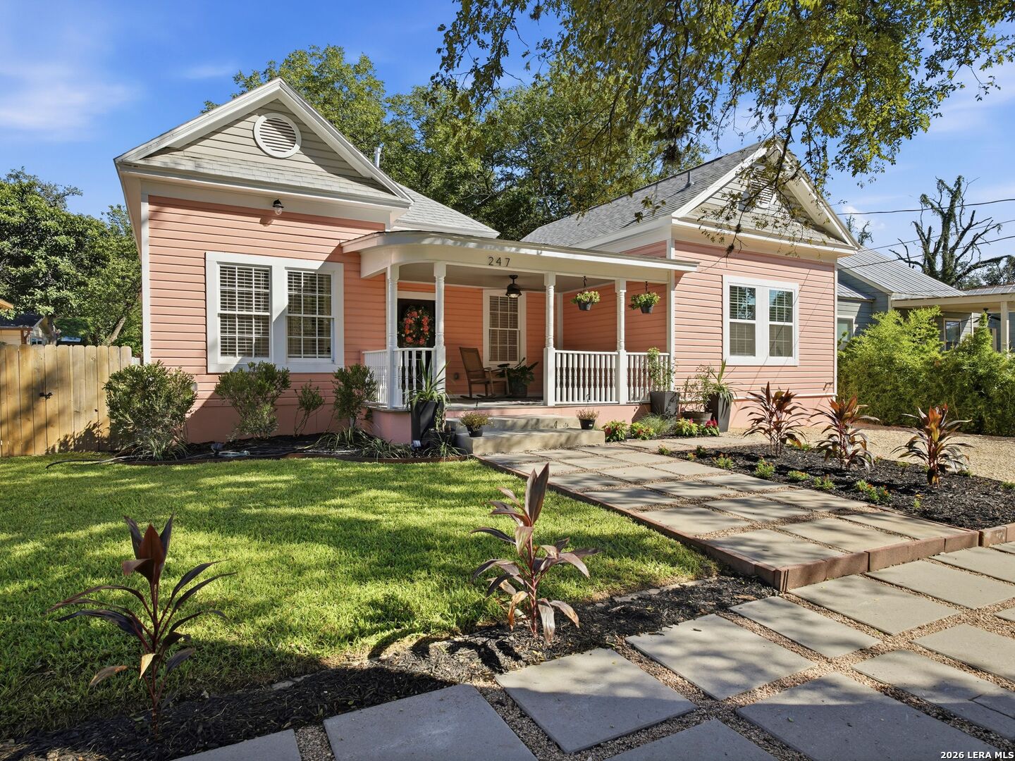 247 E Woodlawn Avenue San Antonio TX 78212