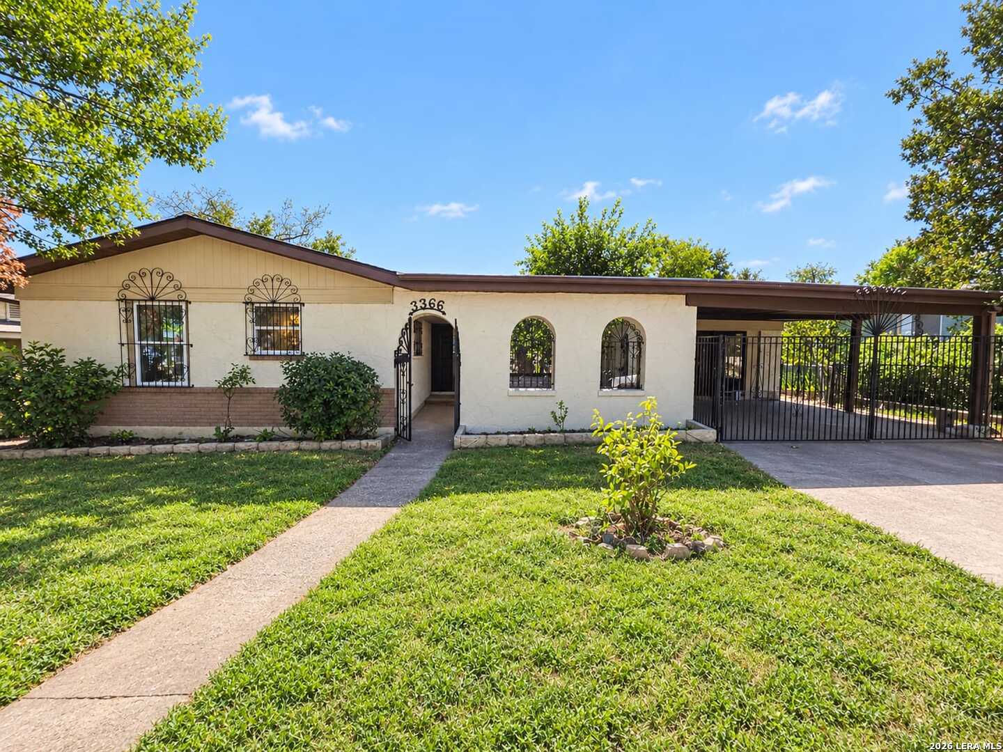 3366 W Woodlawn Avenue San Antonio TX 78228