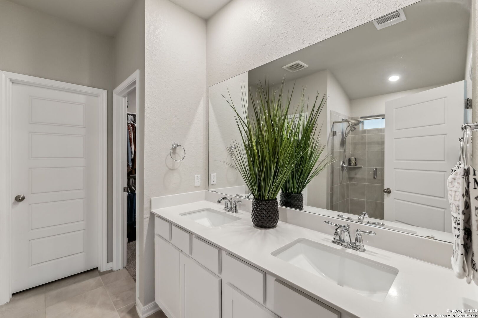 320 Shelton Pass Cibolo TX 78108