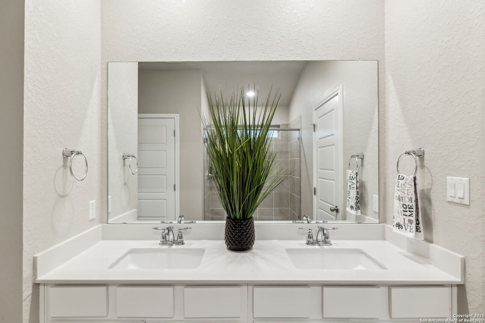 320 Shelton Pass Cibolo TX 78108