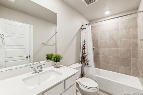320 Shelton Pass Cibolo TX 78108