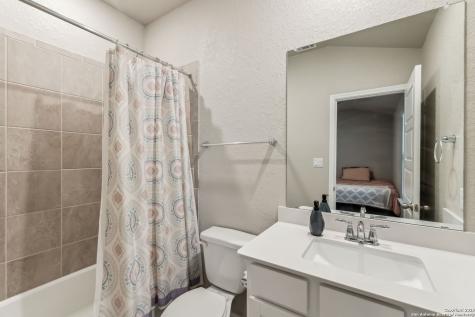 320 Shelton Pass Cibolo TX 78108