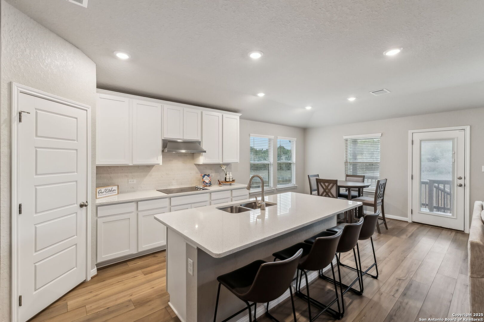 320 Shelton Pass Cibolo TX 78108