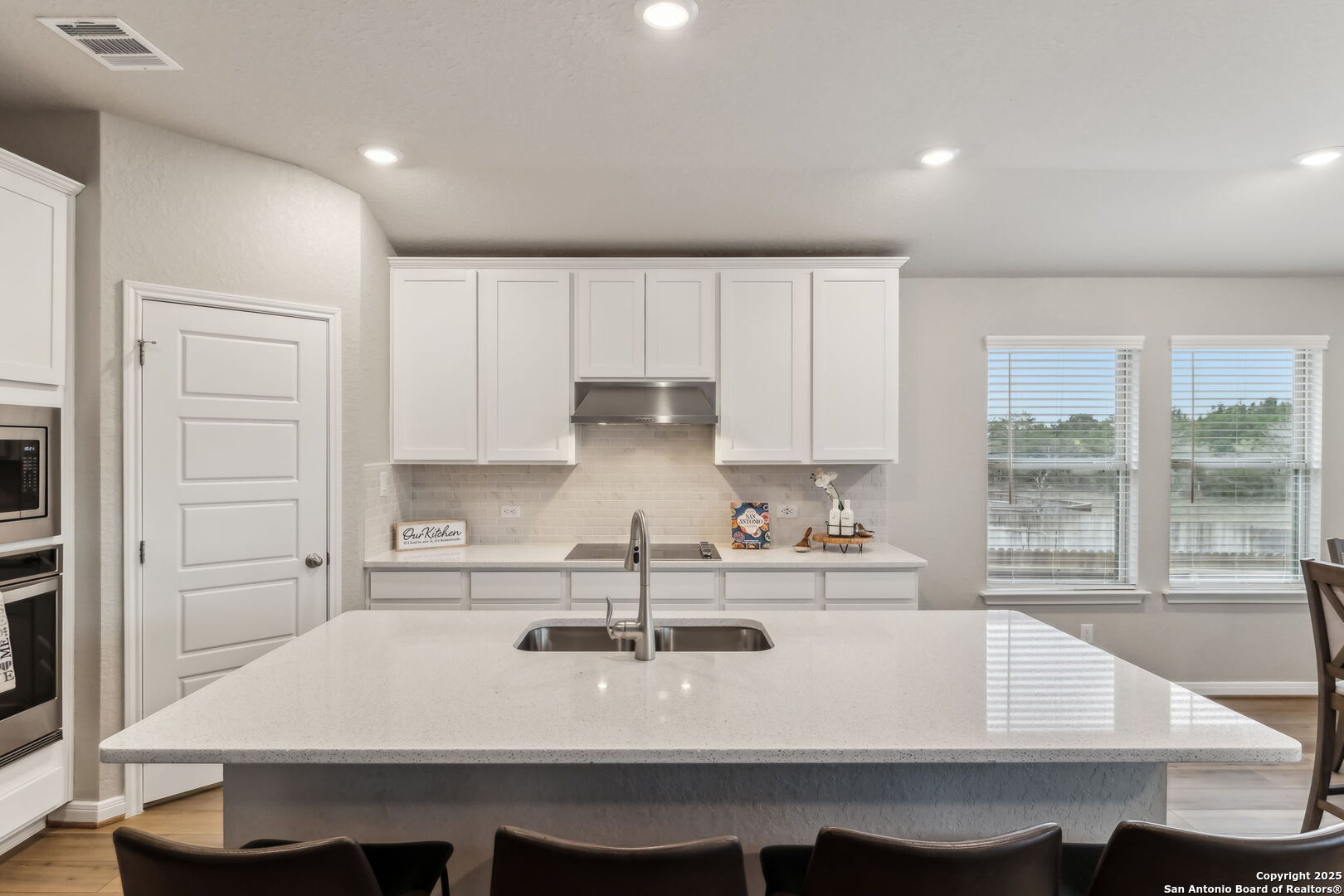 320 Shelton Pass Cibolo TX 78108