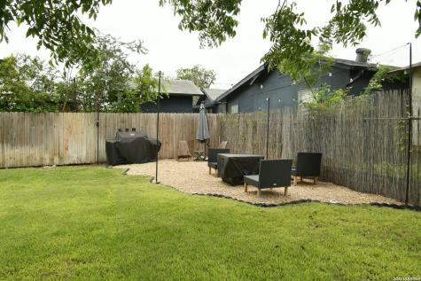 302 Pruitt Avenue San Antonio TX 78204