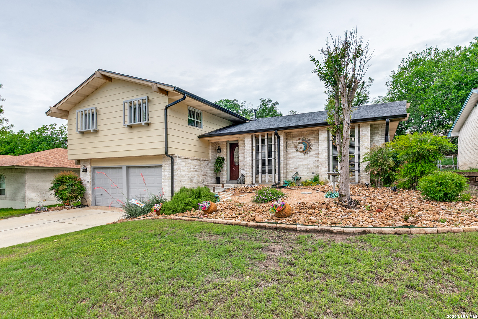 5927 Forest Ridge San Antonio TX 78240