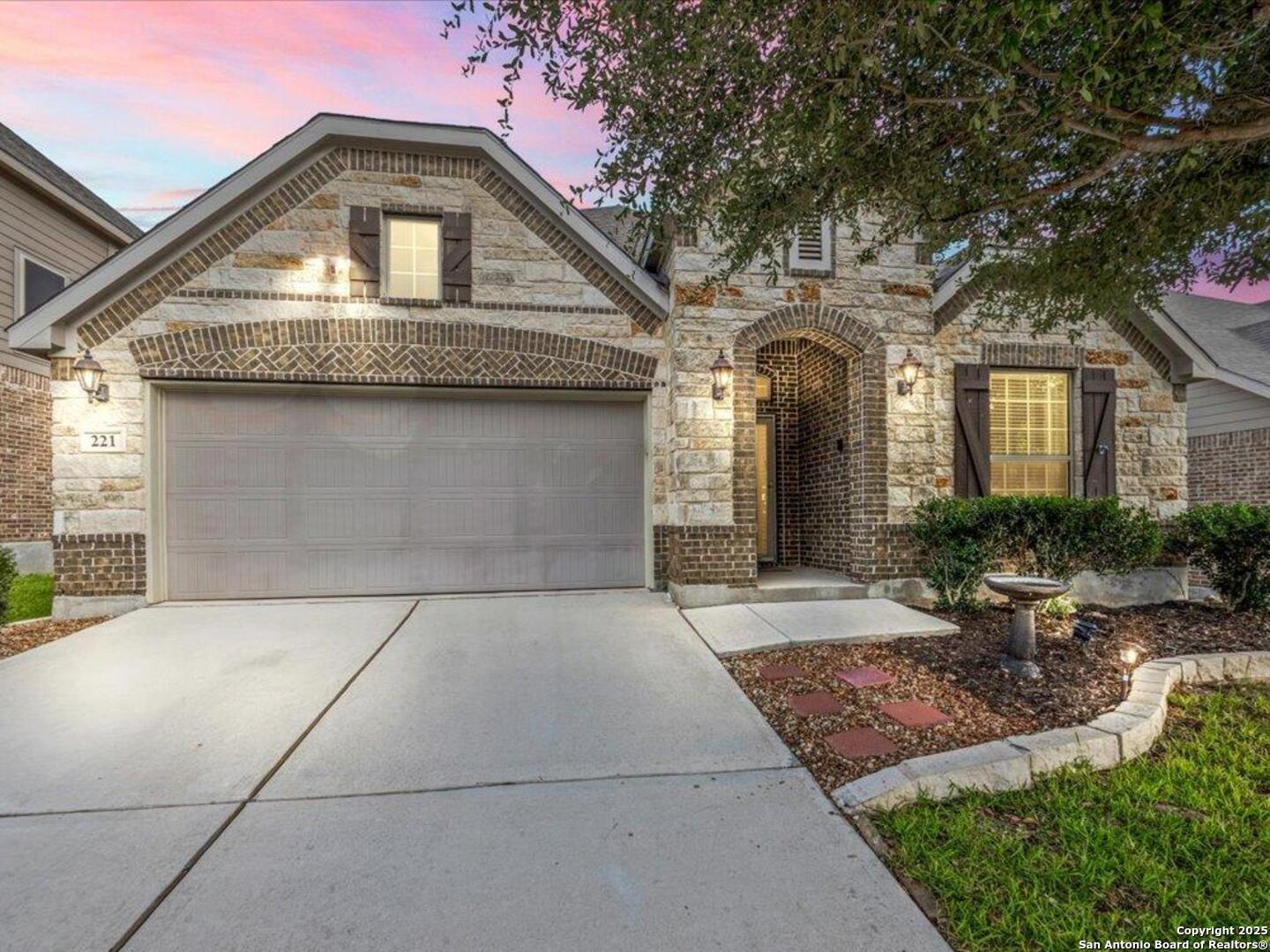 221 Norwood Court Schertz TX 78108