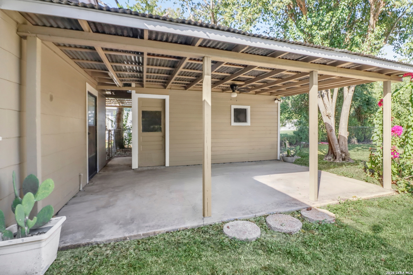 433 Wallace Seguin TX 78155