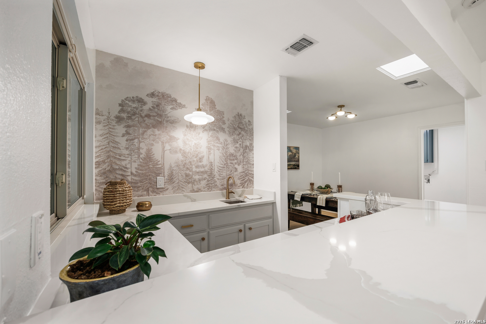2818 Oak Leigh Street San Antonio TX 78232