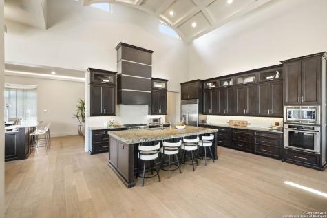 106 Wellesley Shavano Park TX 78231