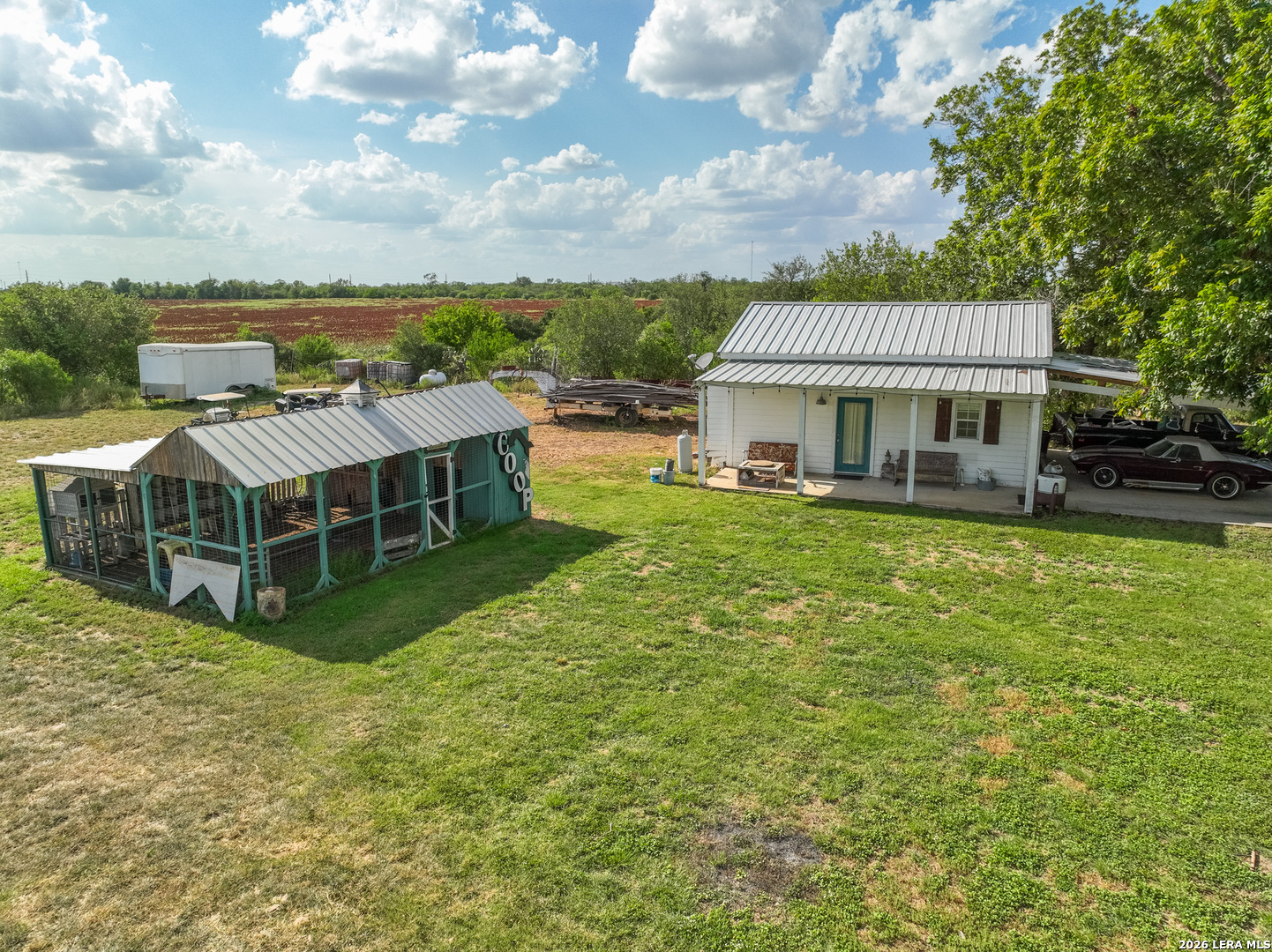 1466 County Road 456 Hondo TX 78861