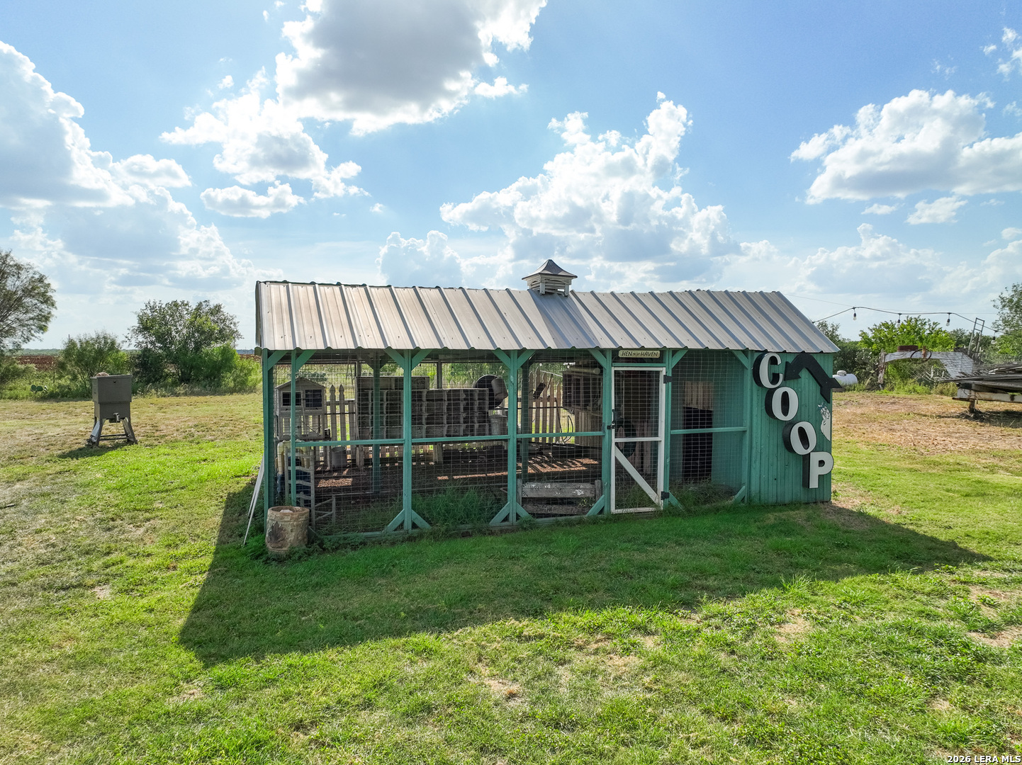 1466 County Road 456 Hondo TX 78861