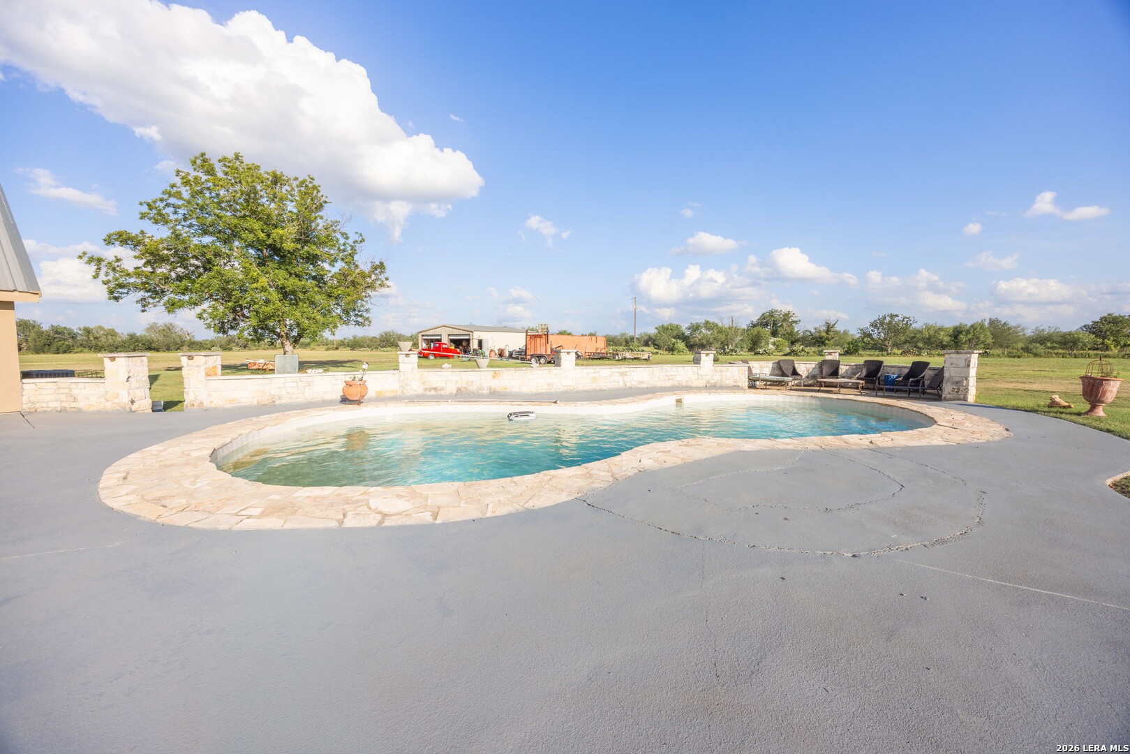1466 County Road 456 Hondo TX 78861