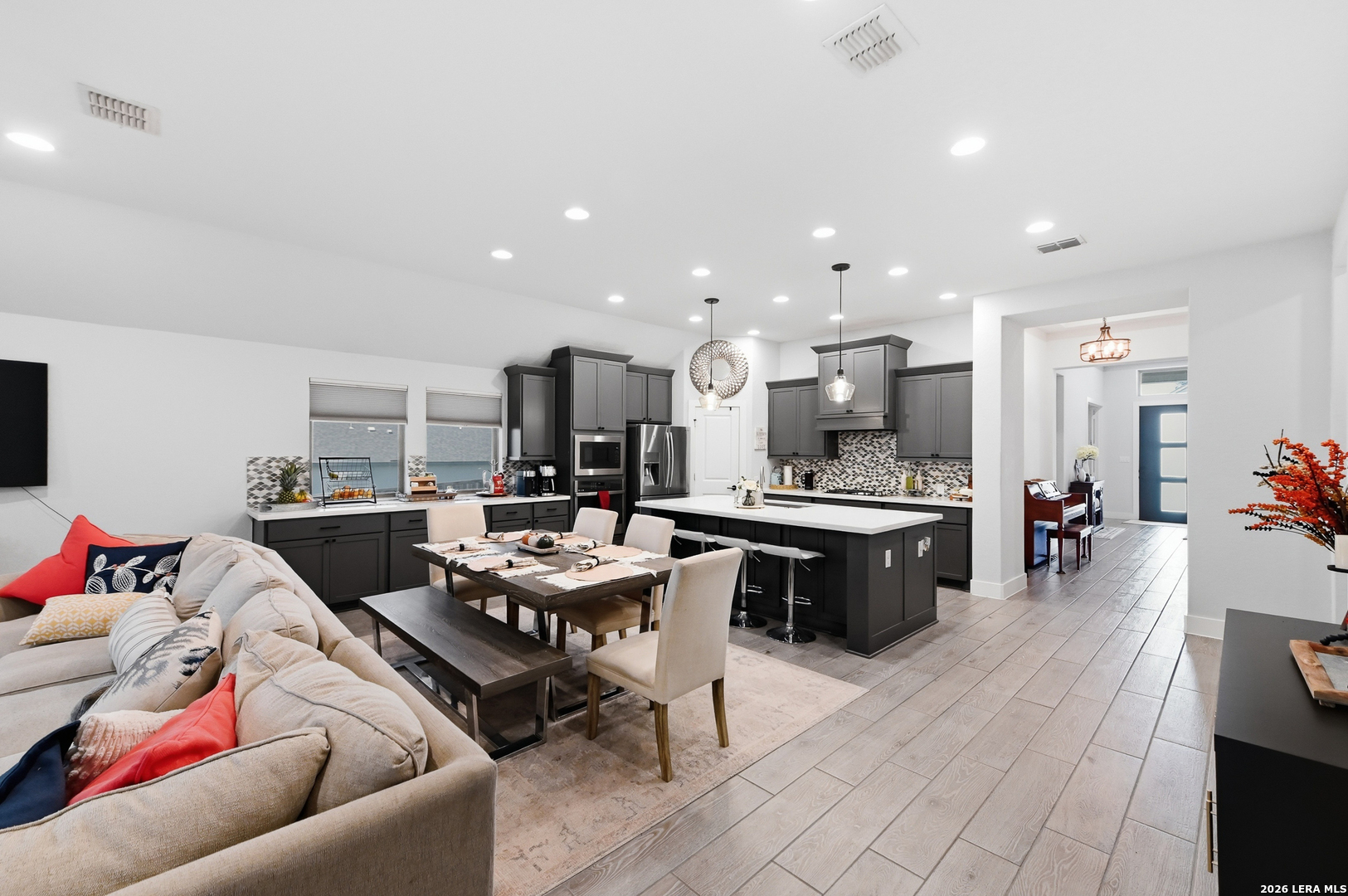 1102 Cadogan Squire San Antonio TX 78260