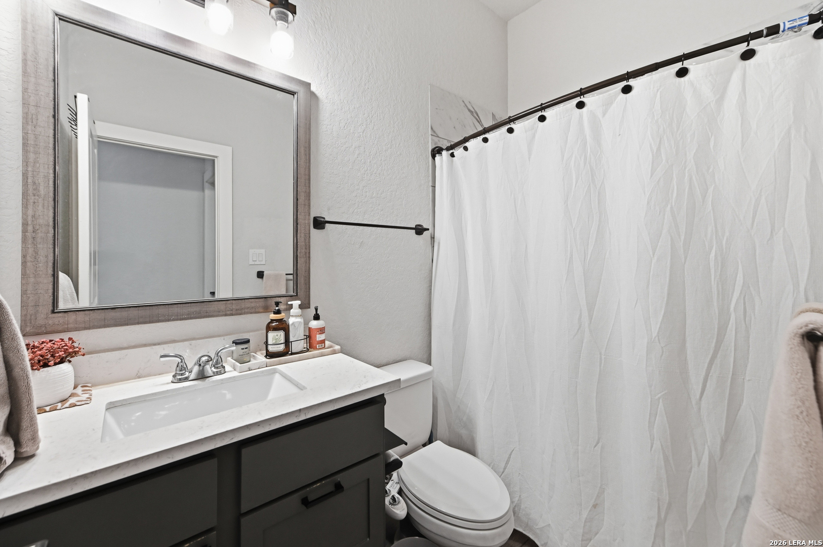 1102 Cadogan Squire San Antonio TX 78260