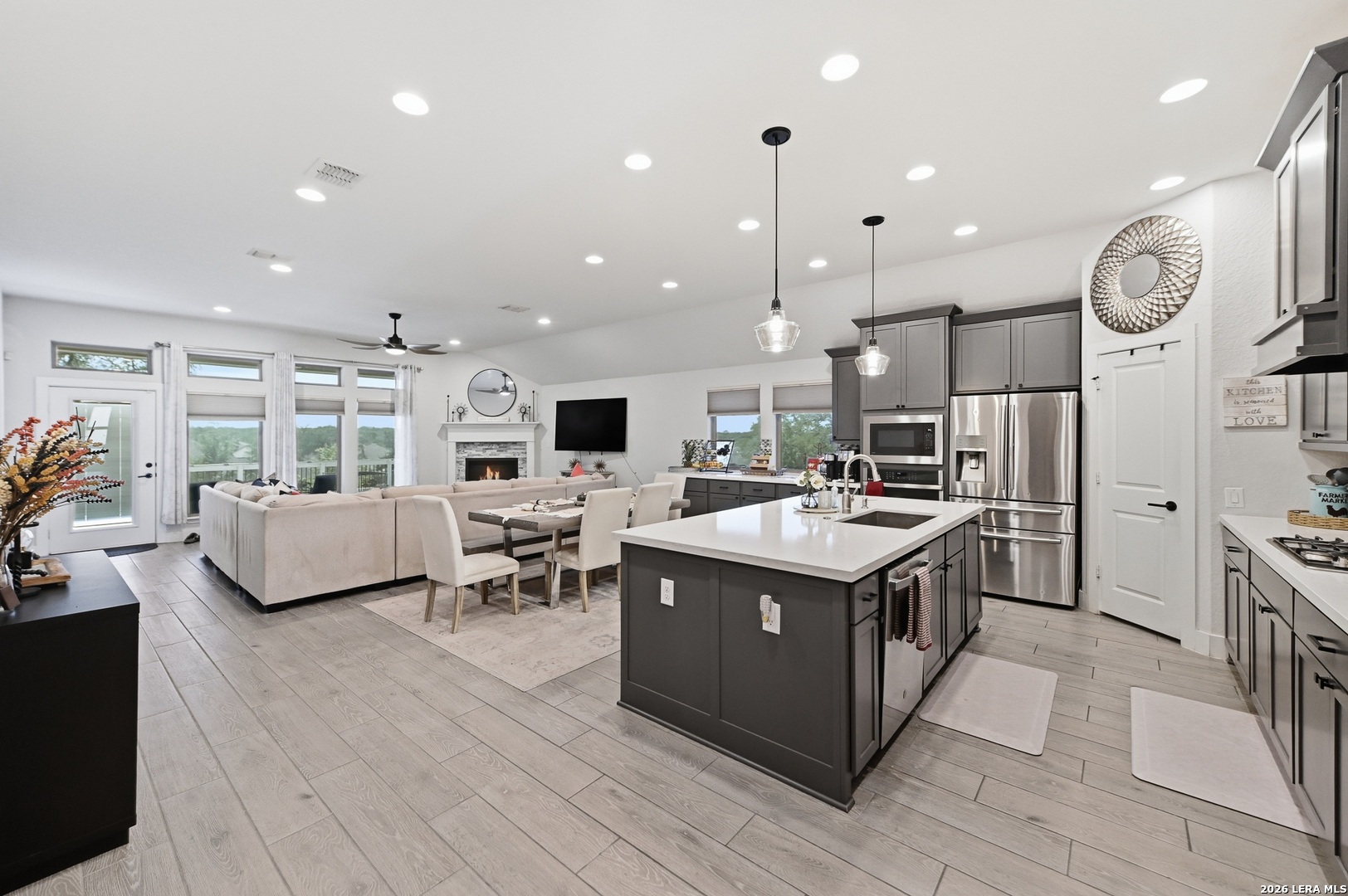 1102 Cadogan Squire San Antonio TX 78260