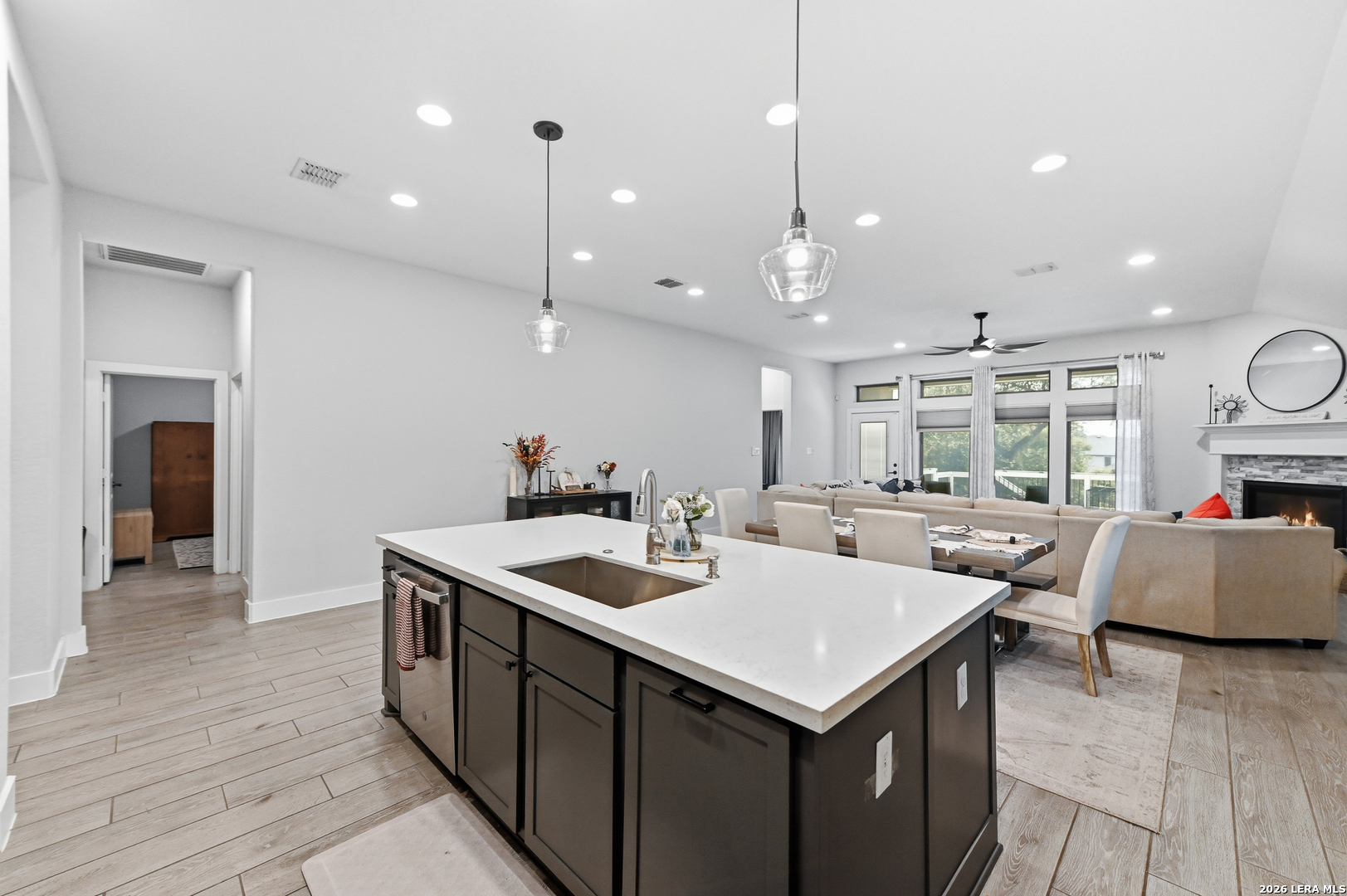 1102 Cadogan Squire San Antonio TX 78260