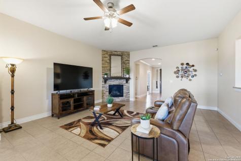 2830 Running Fawn San Antonio TX 78261
