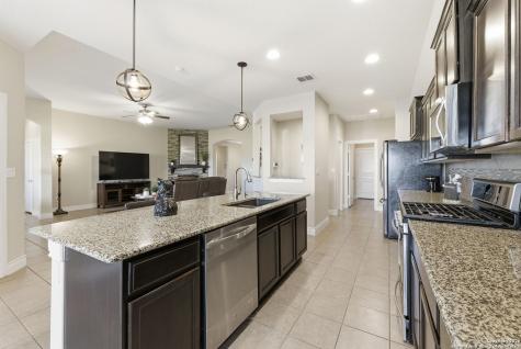 2830 Running Fawn San Antonio TX 78261