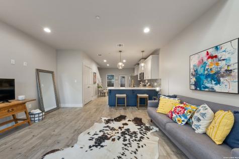 1123 Paniolo Boerne TX 78006