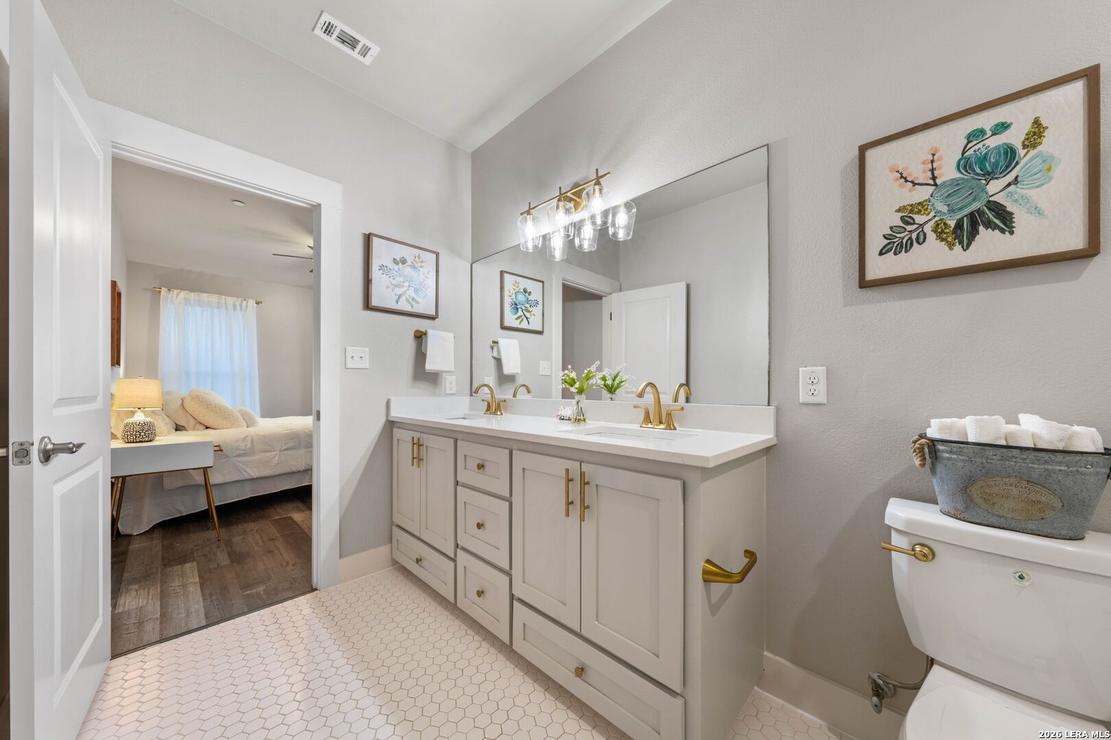 1123 Paniolo Boerne TX 78006