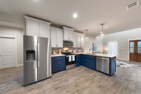1123 Paniolo Boerne TX 78006