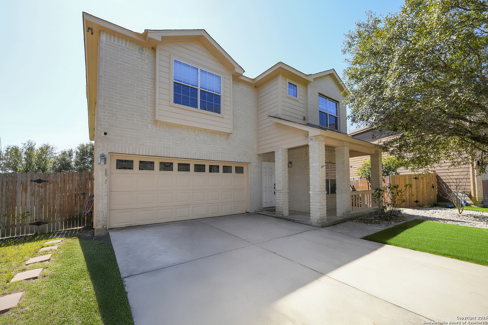 8606 Brisa Royale San Antonio TX 78251